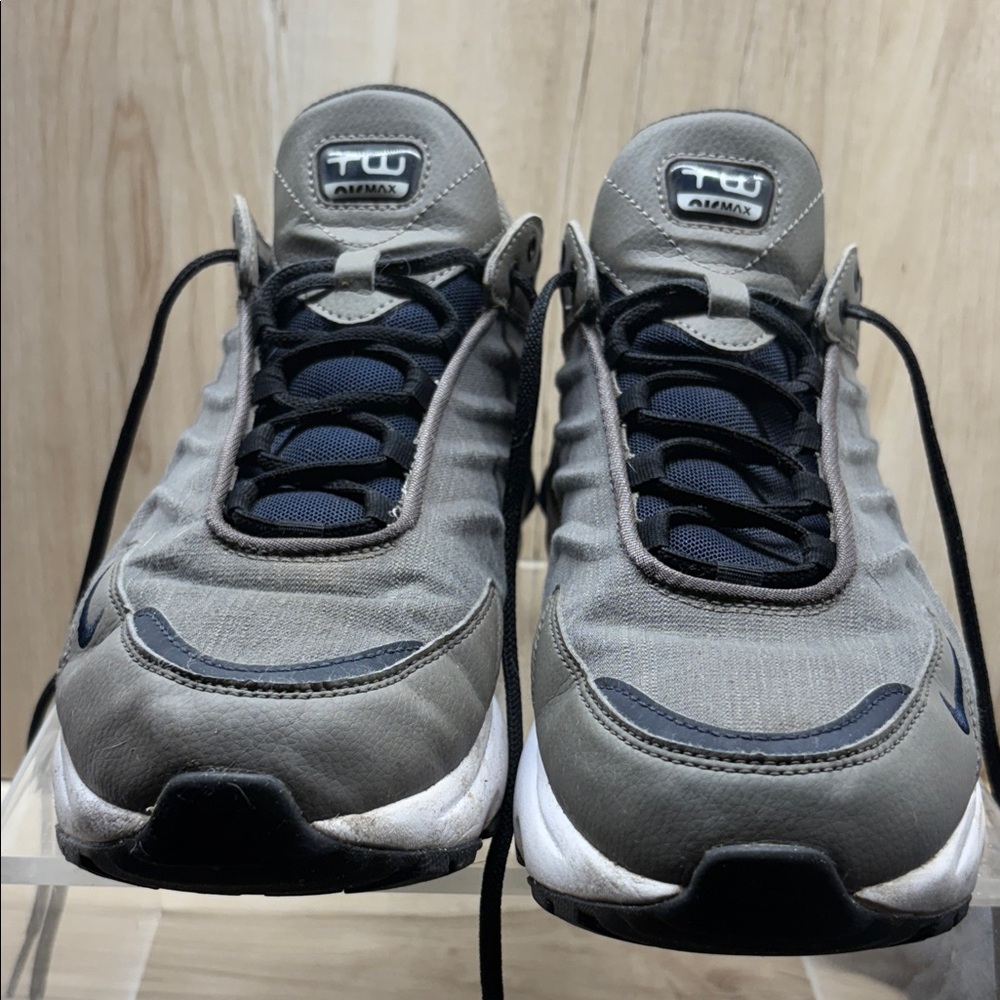 Nike Air Max Gray and Black Sneakers
